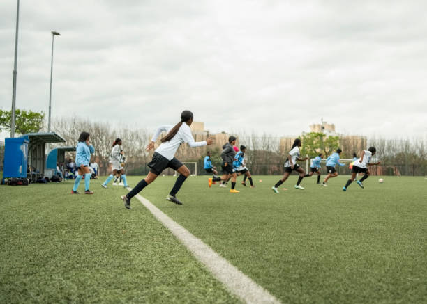 人民日报评论员：坚定信心，民营经济发展前景广阔、大有可为.