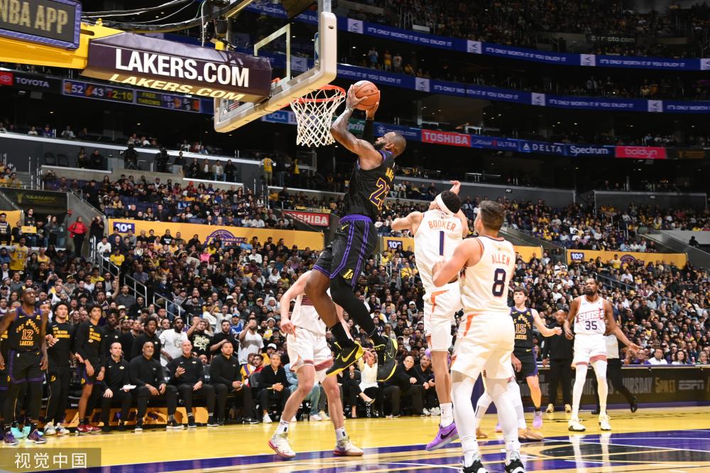 戰術的比拼 戰術的比拼